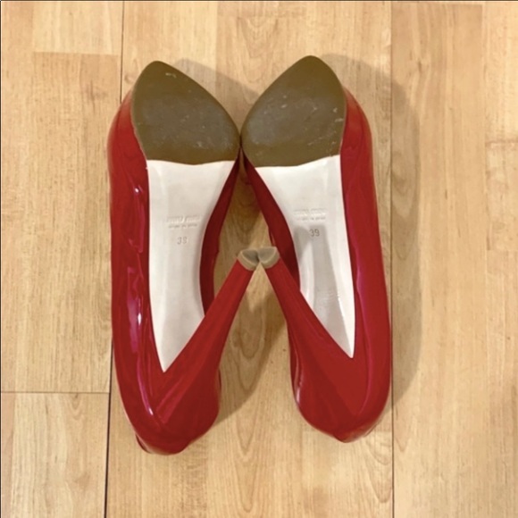 Prada Miu Miu like new red pumps - Picture 6 of 6